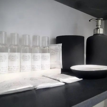 Chic & Cosy Eiffel Tower - Champs Elysees Apartman